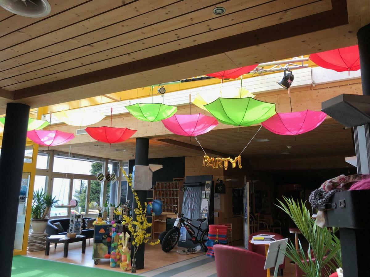 Budget Rooms Gstaad 施康里埃德 外观 照片